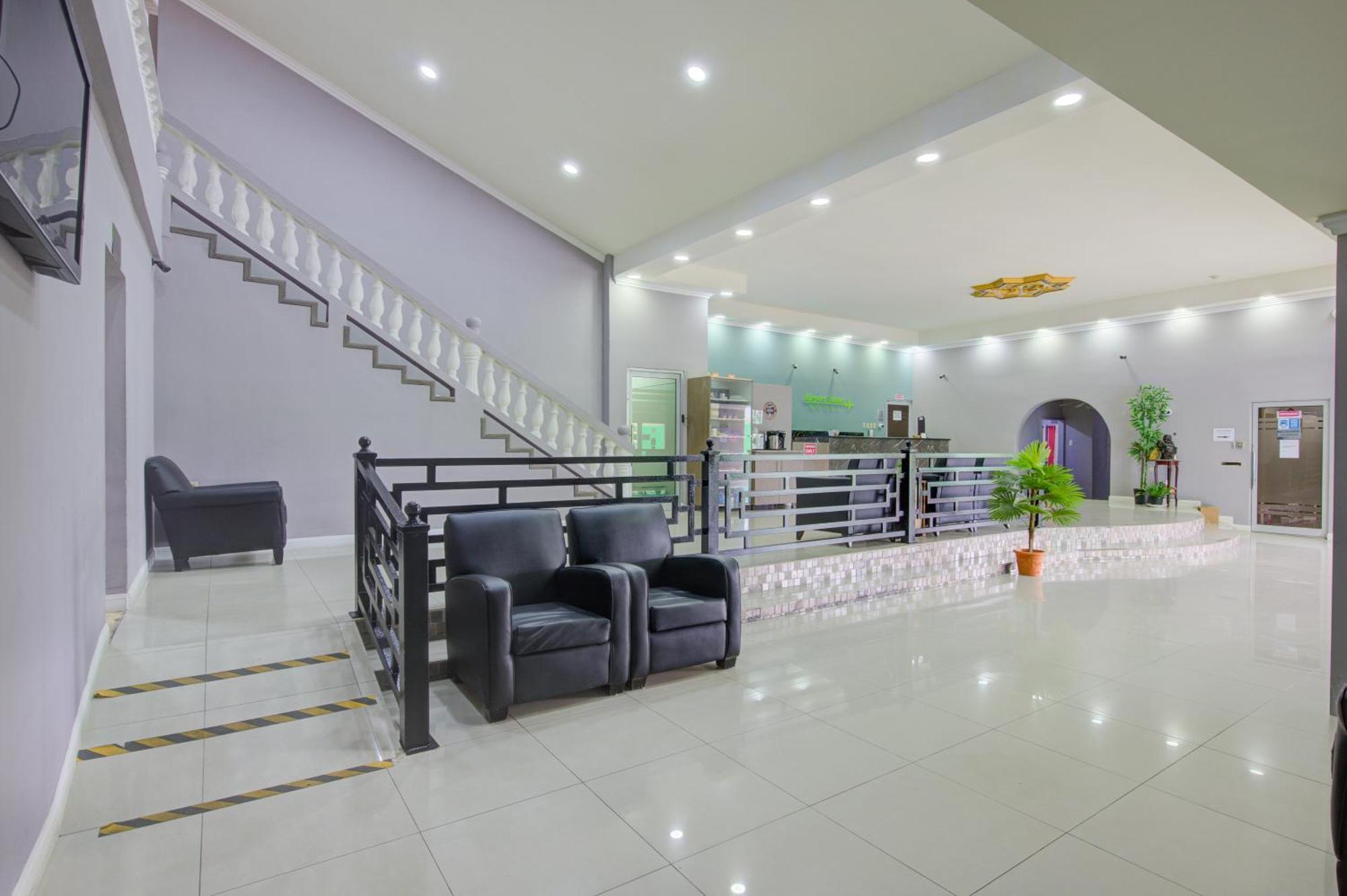 Airport Suites Hotel Piarco Eksteriør bilde