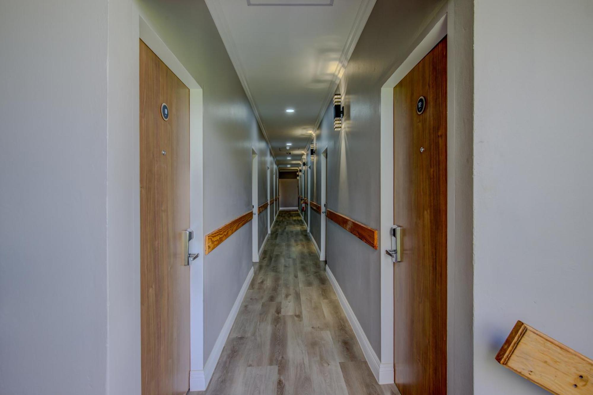 Airport Suites Hotel Piarco Eksteriør bilde