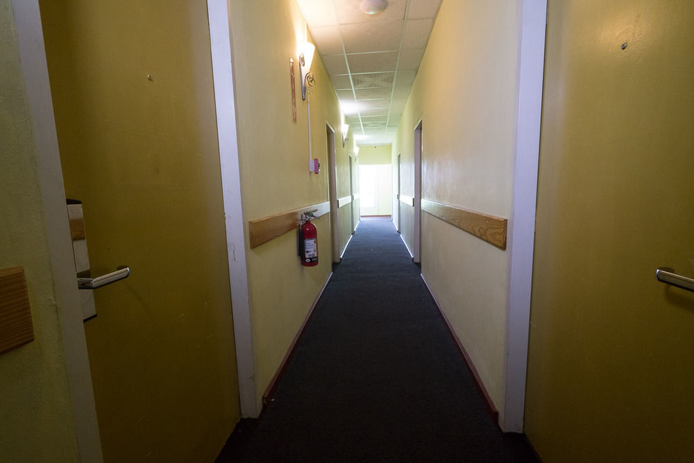 Airport Suites Hotel Piarco Eksteriør bilde